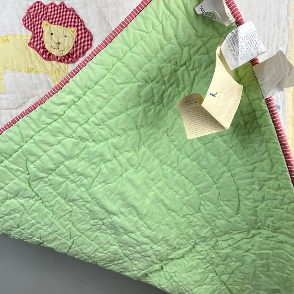 Pottery Barn Kids Safari Animal Crib/Toddler Quilt‎ & 2 Window Valances
